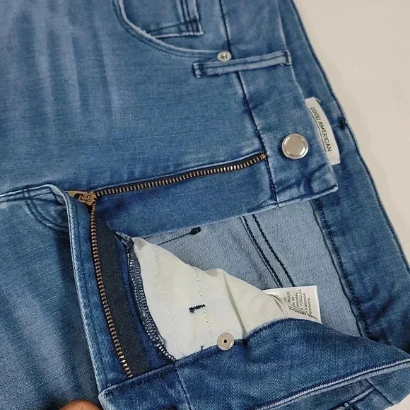 Good American Good Waist Step Hem Skinny Jeans Size 15 GWSH367T - Picture 9 of 14